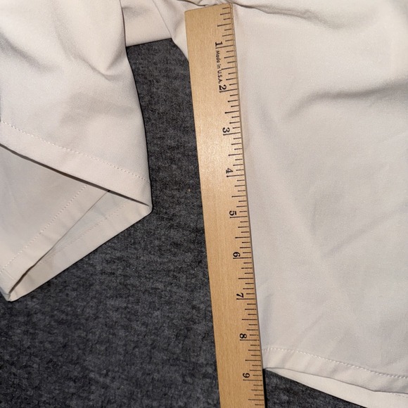 Johnnie-O Men Mulligan Performance Woven Short Golf Chino Stone Beige Sz 40 NEW - Picture 7 of 10